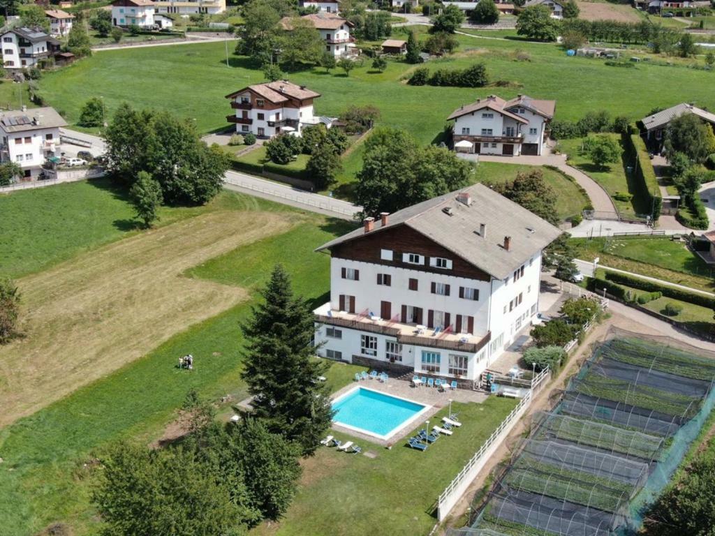 Hotel Due Pini Baselga di Pinè Exterior foto